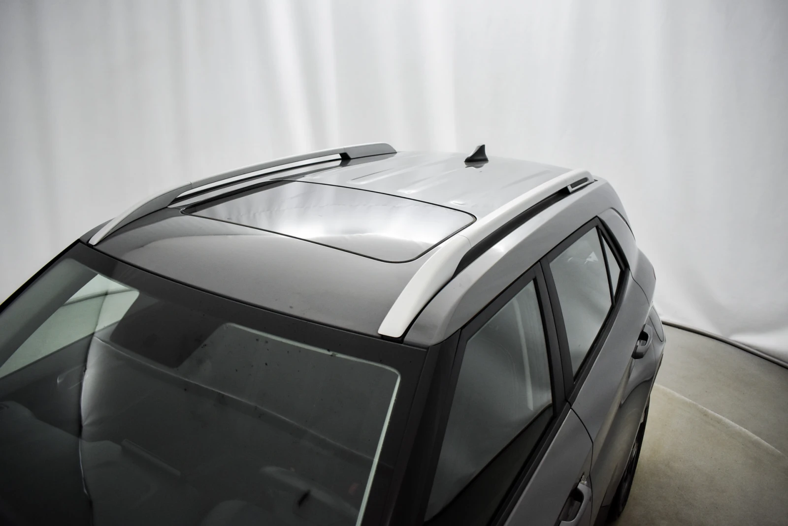 Hyundai Tucson 1.6, снимка 6 - Автомобили и джипове - 56269756