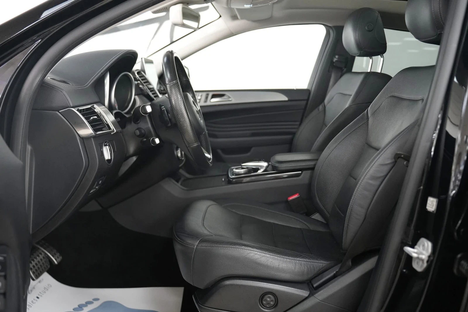 Mercedes-Benz GLE Coupe 350d 4Matic, снимка 8 - Автомобили и джипове - 56307966
