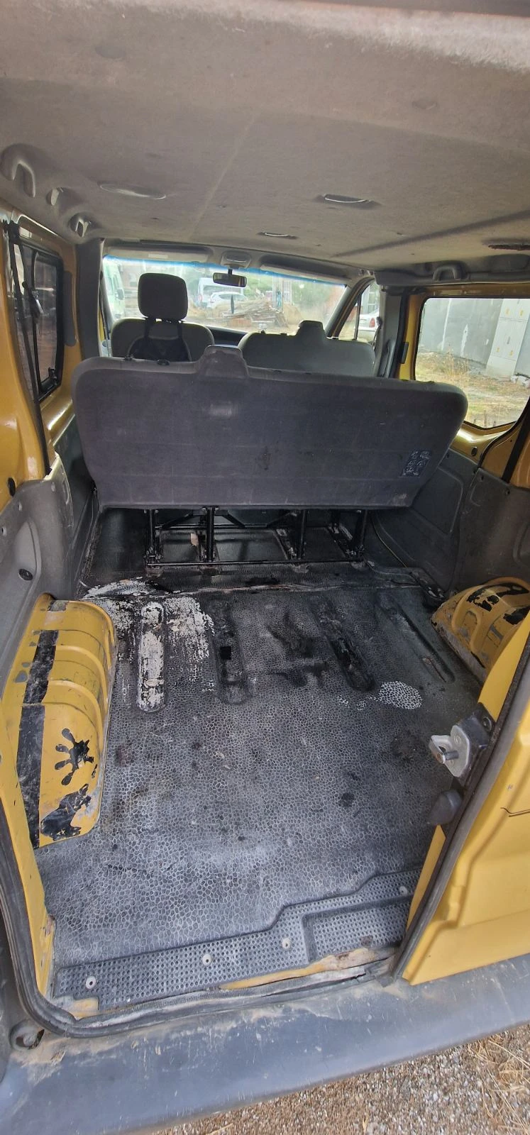 Renault Trafic, снимка 4 - Бусове и автобуси - 53585335