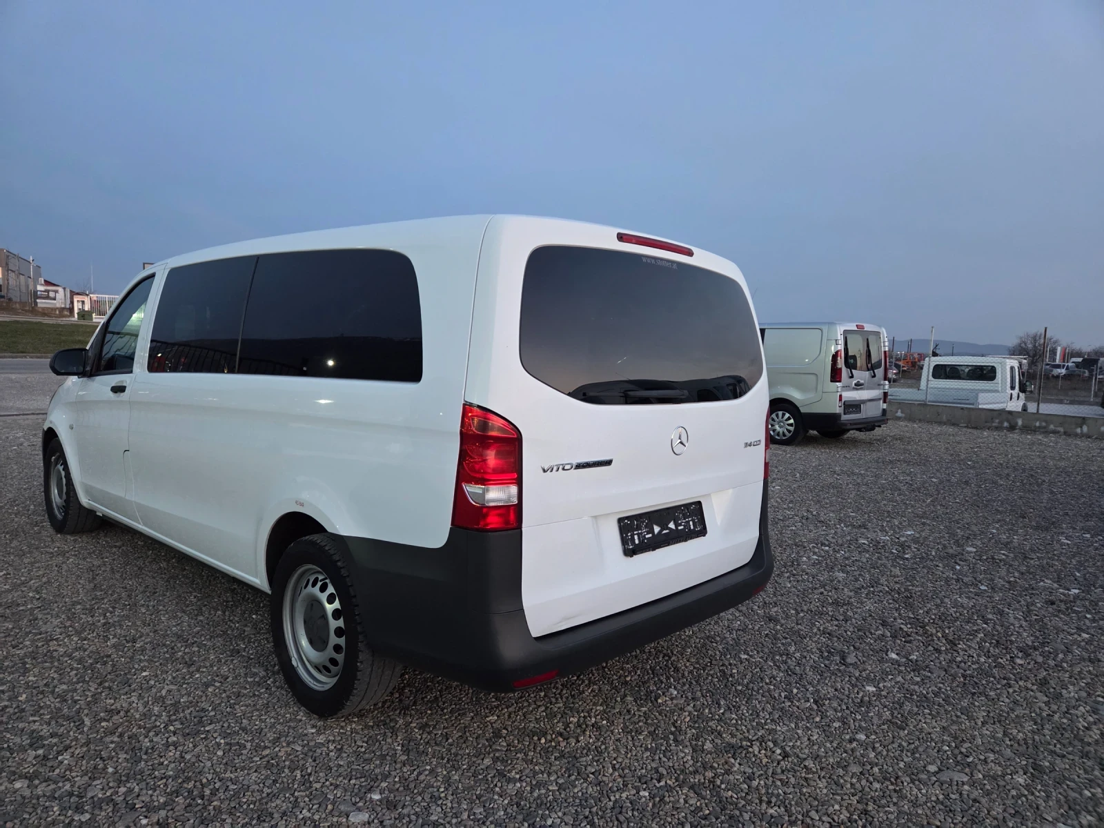 Mercedes-Benz Vito Vito 114cdi 9 места автоматик 9G-tronic, снимка 6 - Бусове и автобуси - 53818023