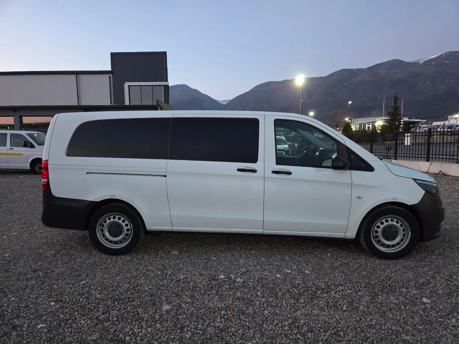Mercedes-Benz Vito Vito 114cdi 9 места автоматик 9G-tronic, снимка 8 - Бусове и автобуси - 53818023