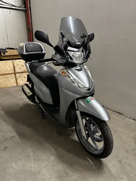 Обява за продажба на Honda Sh SH300i ~3 200 лв. - изображение 1
