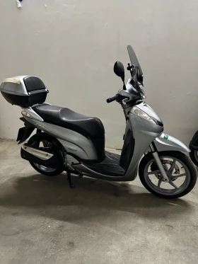 Обява за продажба на Honda Sh SH300i ~3 200 лв. - изображение 3