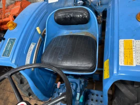 Трактор Hinomoto E18, снимка 4