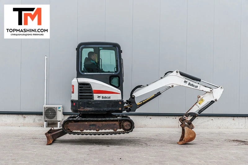 Багер Bobcat E25 EM
