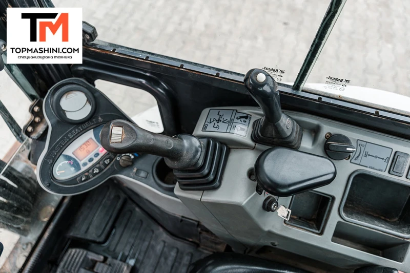 Багер Bobcat E25 EM, снимка 9 - Индустриална техника - 49676511