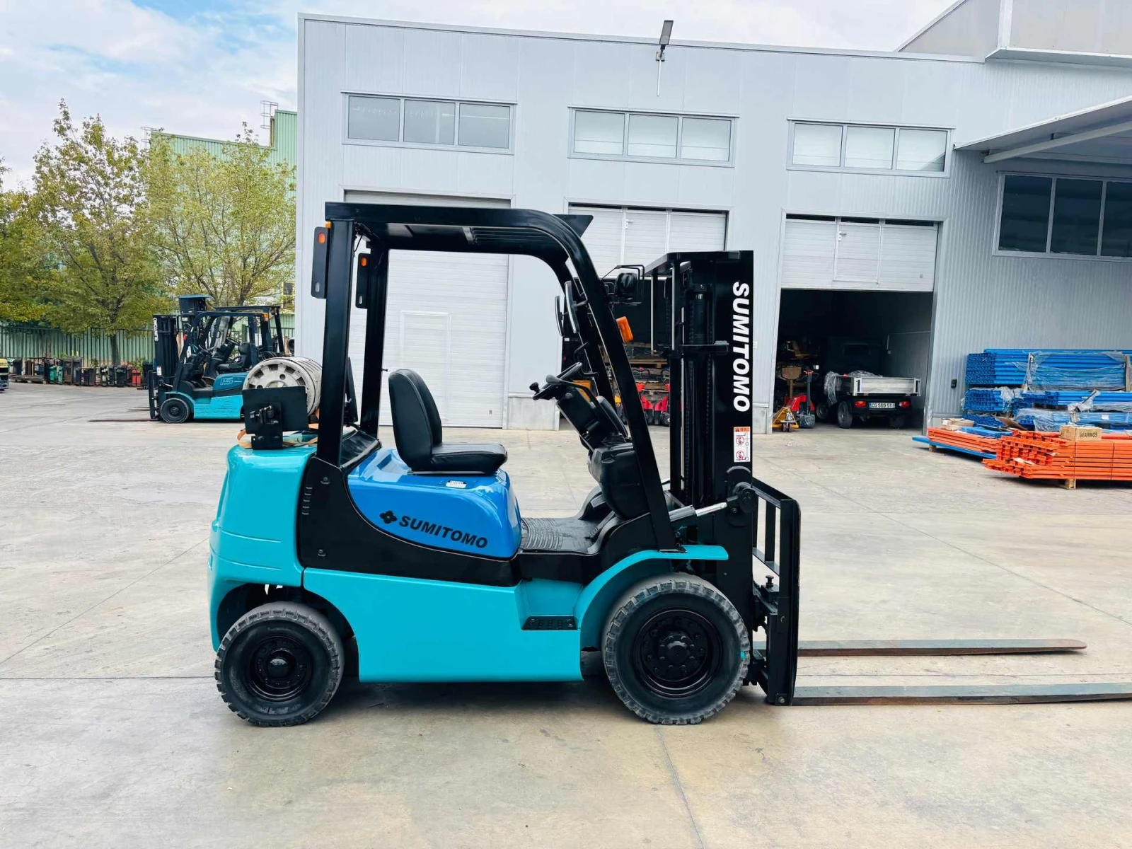  Yale  , ,   | Mobile.bg   5