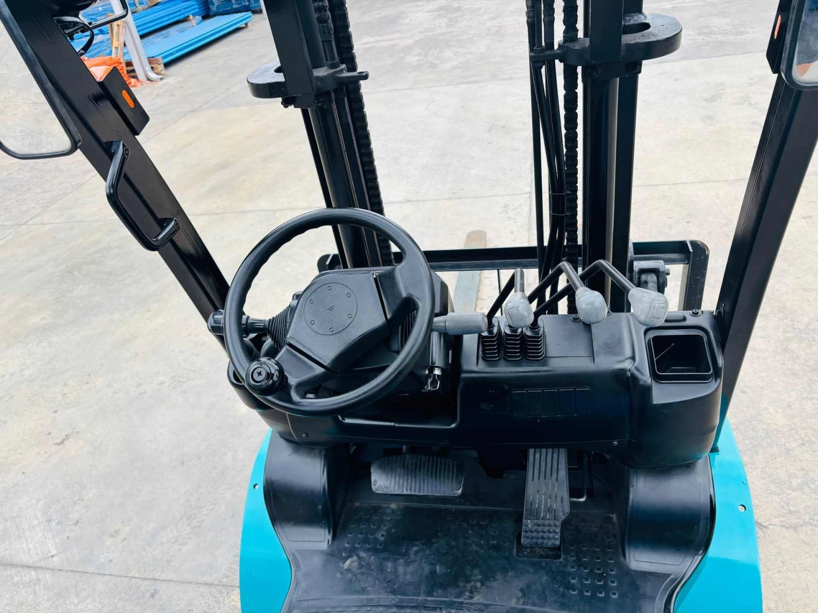  Yale  , ,   | Mobile.bg   8