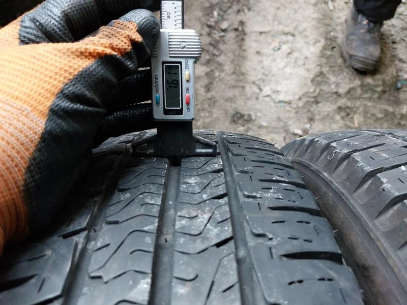 Гуми Летни 225/75R16, снимка 4 - Гуми и джанти - 35972479