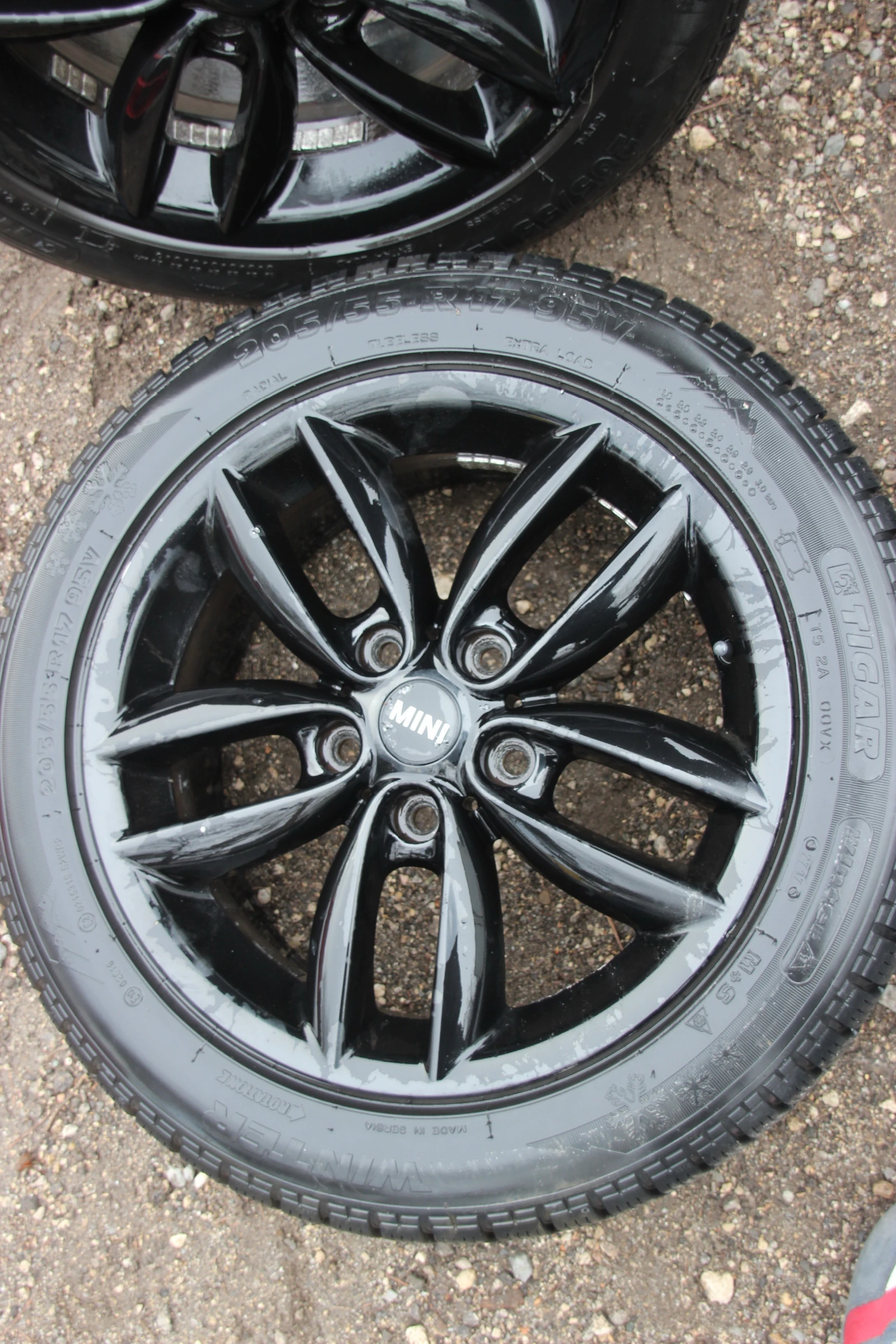    205/55R17  Mini Countryman | Mobile.bg   2