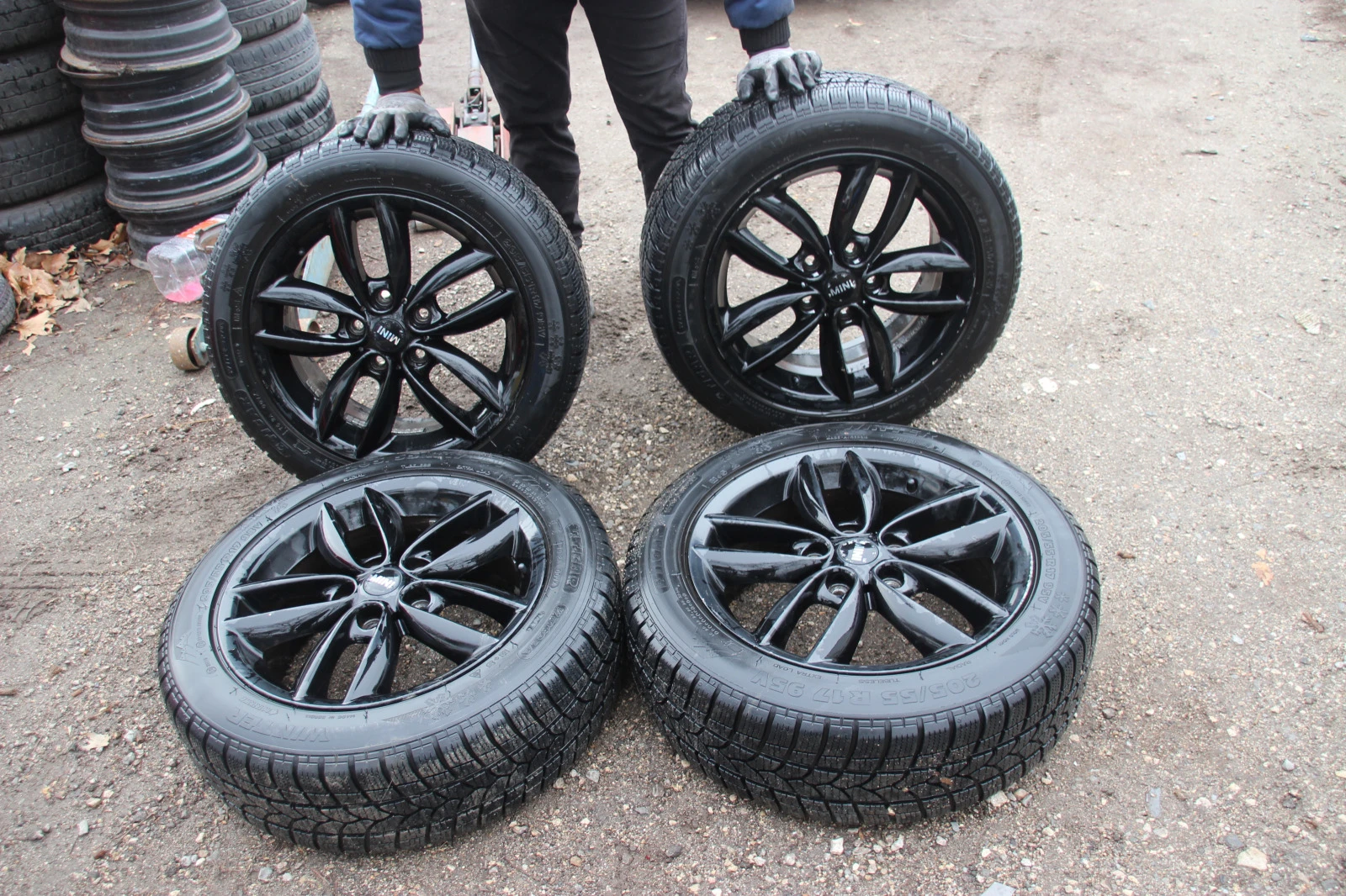   205/55R17  Mini Countryman | Mobile.bg   1