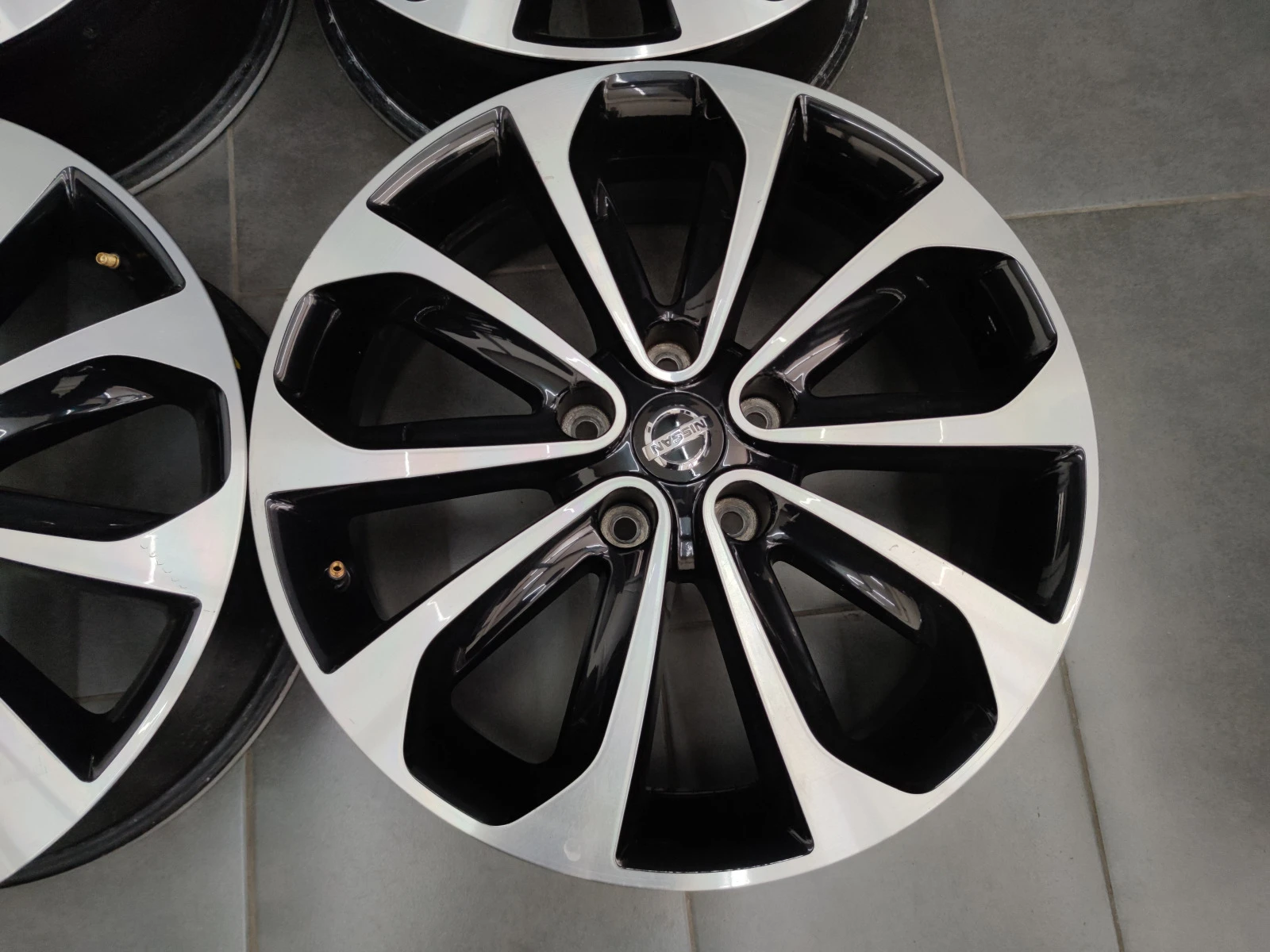   Nissan | Mobile.bg   9