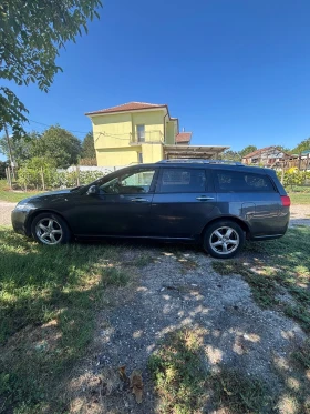 Honda Accord Туриар, снимка 3