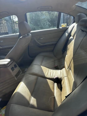 BMW 320, снимка 8