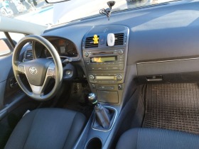 Toyota Avensis 6 скорости, снимка 2