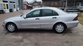 Mercedes-Benz C 220, снимка 3