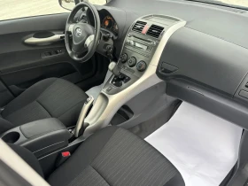 Toyota Auris 1.6 АВТОМАТИК, снимка 11