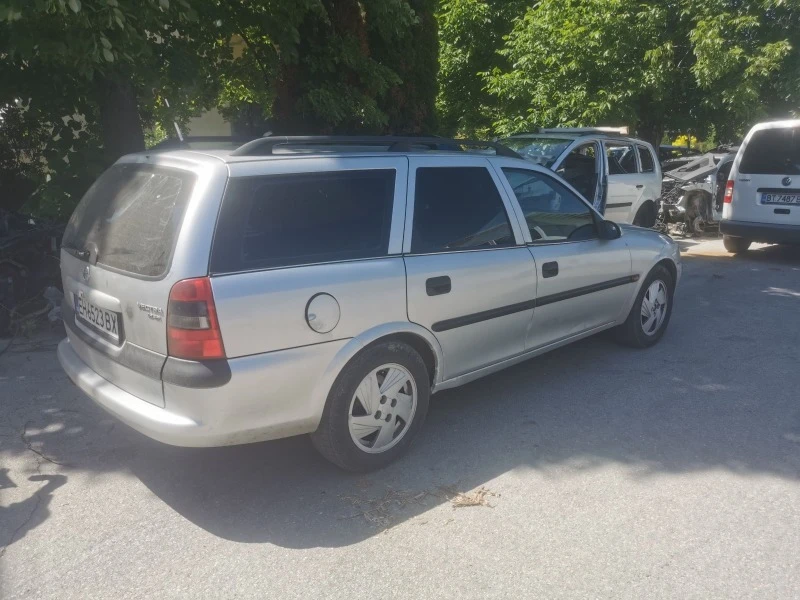 Opel Vectra 1.8 16V , снимка 1 - Автомобили и джипове - 41264299