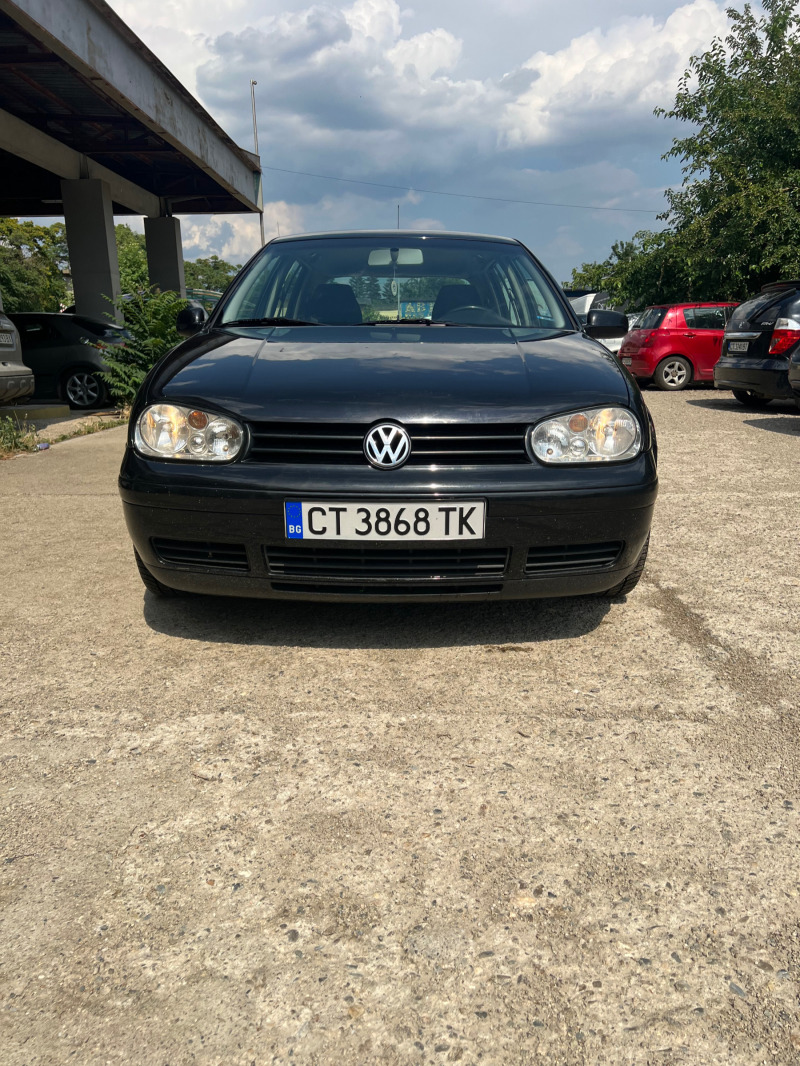 VW Golf TOP 1, 4 KLIMATRONIK ABS, снимка 1 - Автомобили и джипове - 46260548