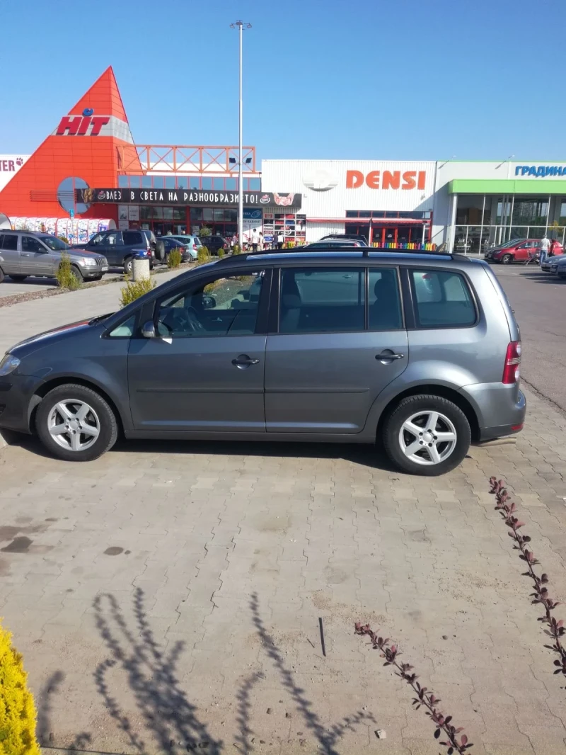 VW Touran 2.0 eco fuel, снимка 10 - Автомобили и джипове - 47806572