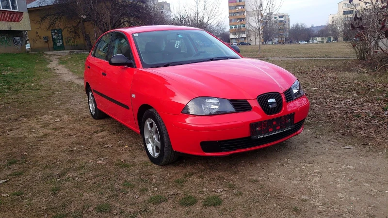 Seat Ibiza 1.2i , снимка 2 - Автомобили и джипове - 48132213