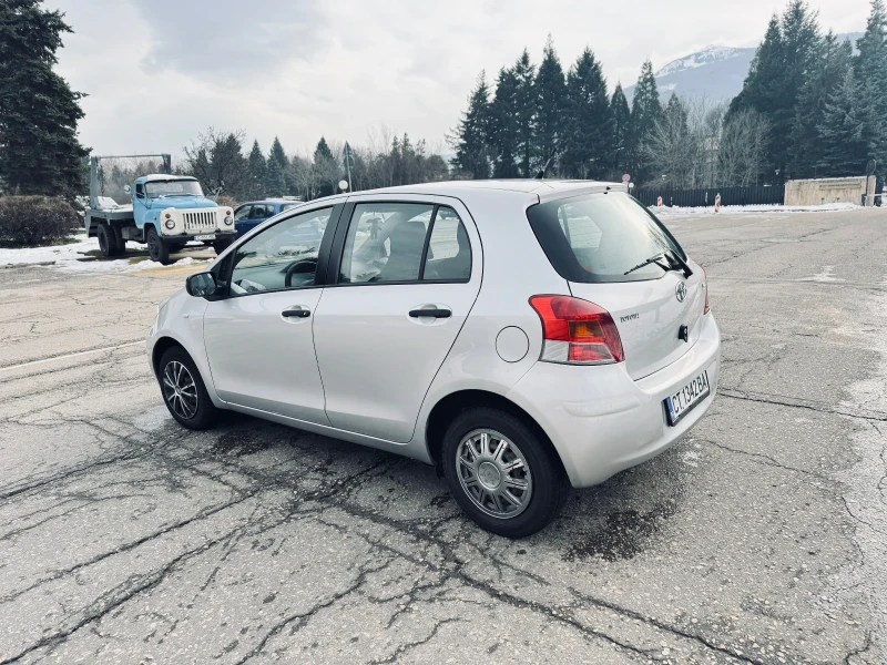 Toyota Yaris  1.0 VVT-i, снимка 4 - Автомобили и джипове - 48776026