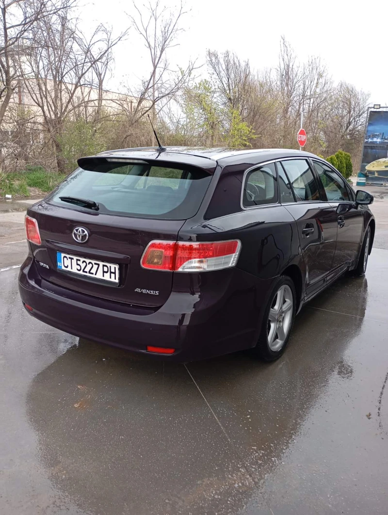 Toyota Avensis, снимка 5 - Автомобили и джипове - 49628920