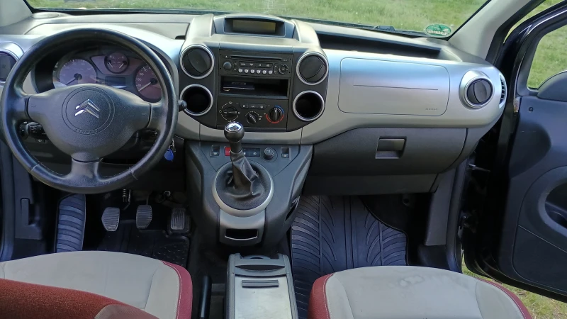 Citroen Berlingo 1.6 Hdi Multispace, снимка 12 - Автомобили и джипове - 52304337