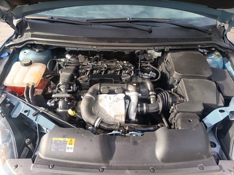 Ford Focus 1.6hdi, снимка 12 - Автомобили и джипове - 51310822