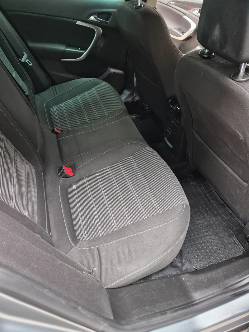 Opel Insignia Insignia sport 2013г, снимка 10 - Автомобили и джипове - 52343118