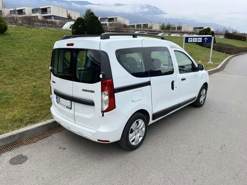 Dacia Dokker с МЕСТА от ДАЧИЯ БЪЛГАРИЯ, ПЪЛНА ДДС ФАКТУРА, снимка 6 - Автомобили и джипове - 52508074