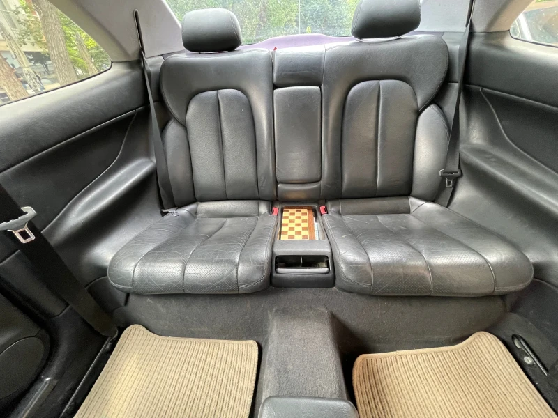Mercedes-Benz CLK, снимка 12 - Автомобили и джипове - 52509820