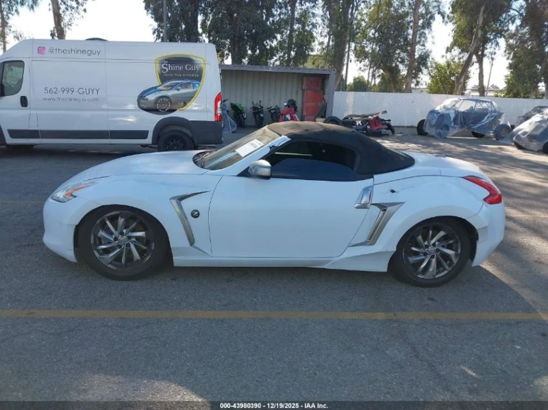 Nissan 370Z 3.7L V-6 DOHC, VVT, 332HP Rear Wheel Drive, снимка 6 - Автомобили и джипове - 53098269