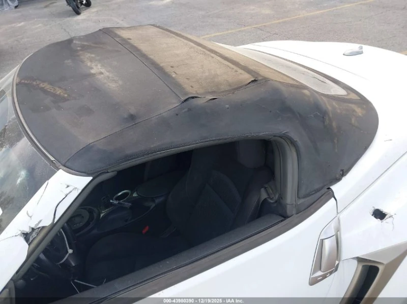 Nissan 370Z 3.7L V-6 DOHC, VVT, 332HP Rear Wheel Drive, снимка 11 - Автомобили и джипове - 53098269