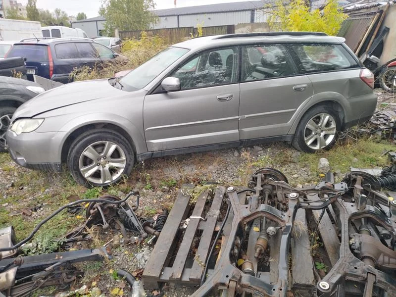 Subaru Outback 2.5, снимка 8 - Автомобили и джипове - 8332907