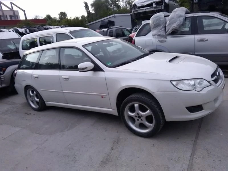 Subaru Legacy 2.0D на части - [1] 