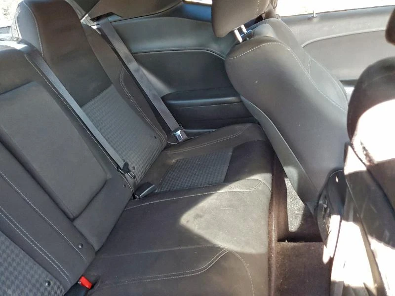 Dodge Challenger 3.6L 6 Rear-wheel drive, снимка 13 - Автомобили и джипове - 52860471
