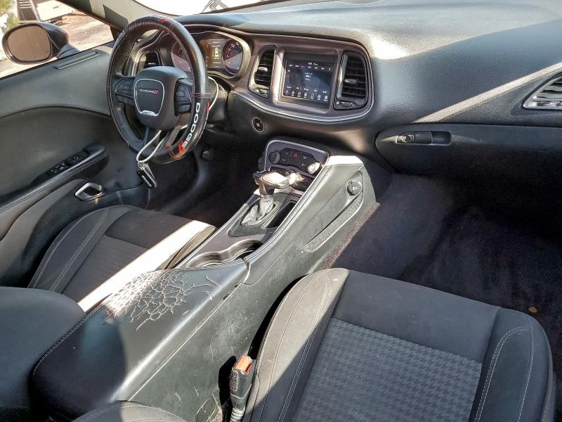 Dodge Challenger 3.6L 6 Rear-wheel drive, снимка 11 - Автомобили и джипове - 52860471