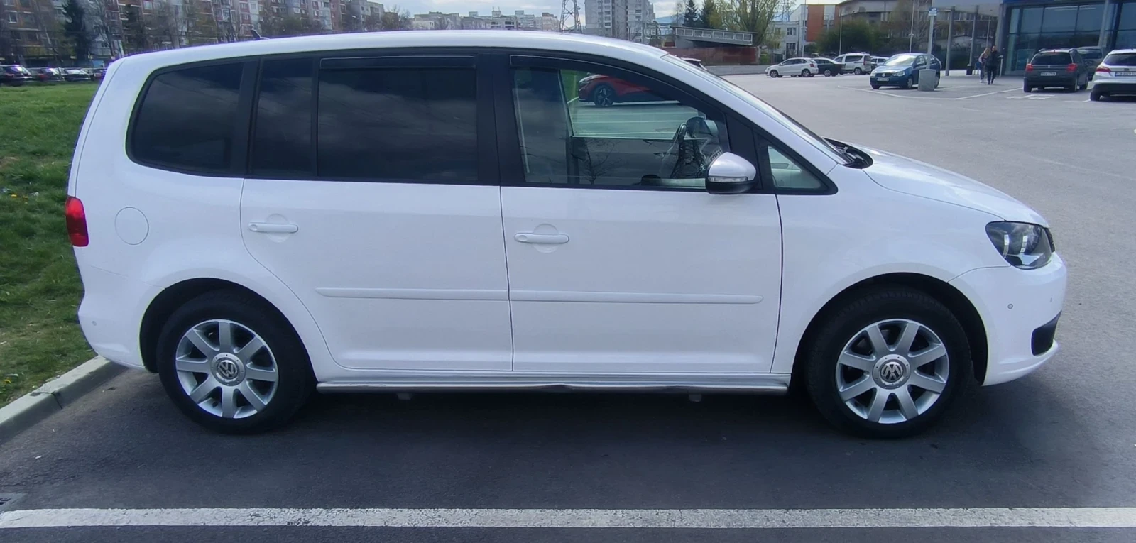 VW Touran 2.0.DSG.140k. - изображение 5