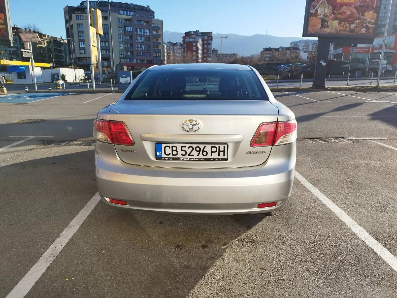 Toyota Avensis 6 скорости - изображение 5