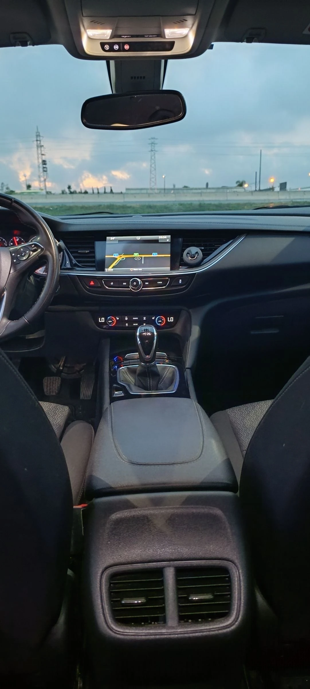 Opel Insignia Sports Tourer 1.6 CDTI 136 �.�. EURO 6 | Mobile.bg � ����������� 12