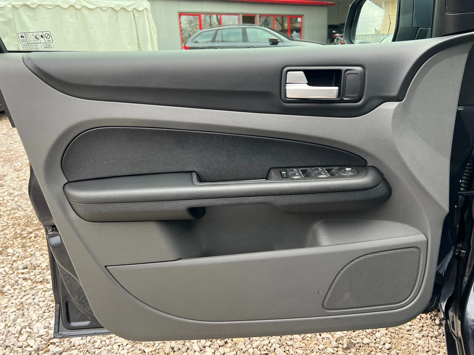 Ford Focus 1.6i 16V* *  | Mobile.bg   14