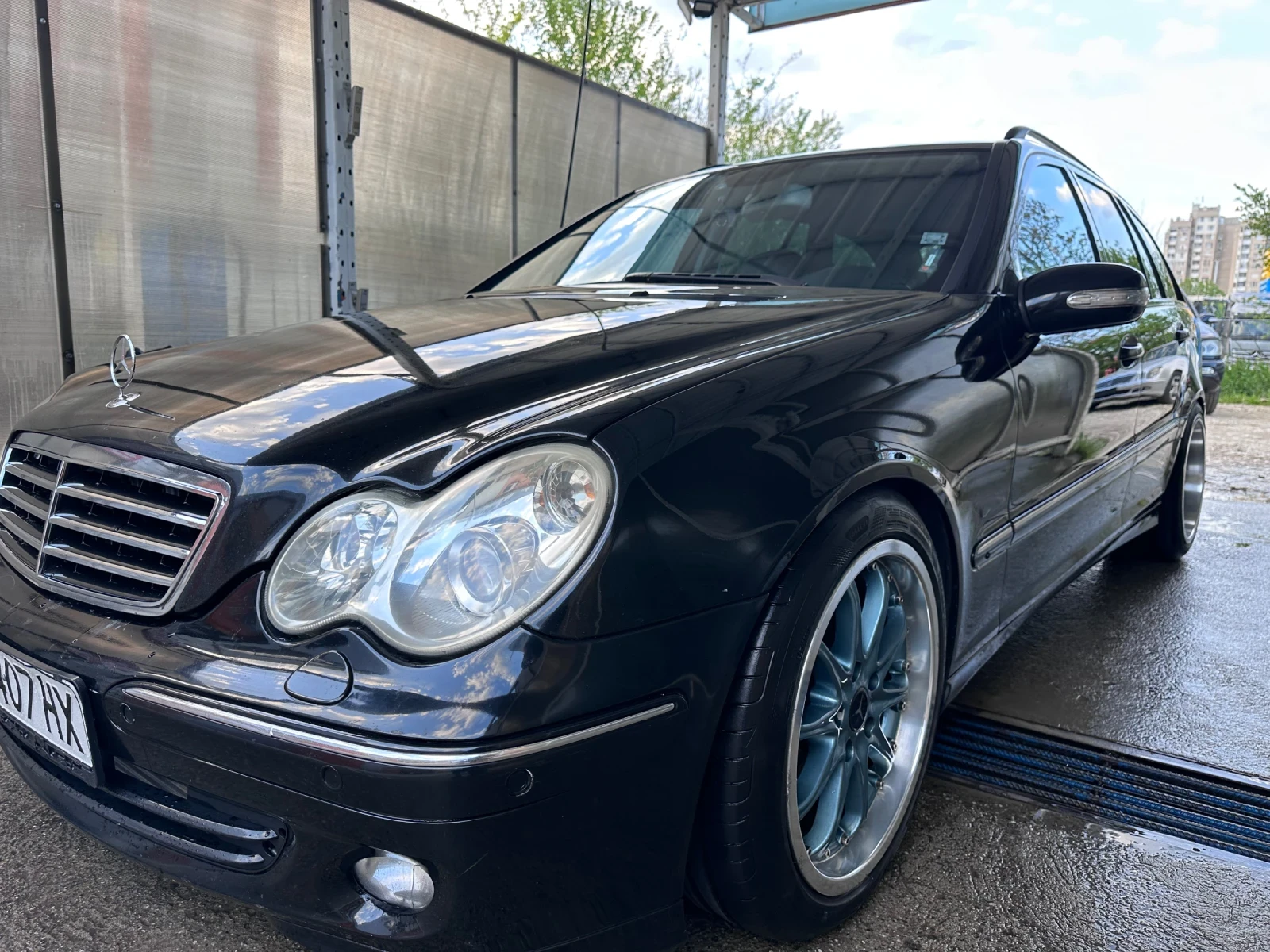 Mercedes-Benz C 320 Avangarde  - изображение 2