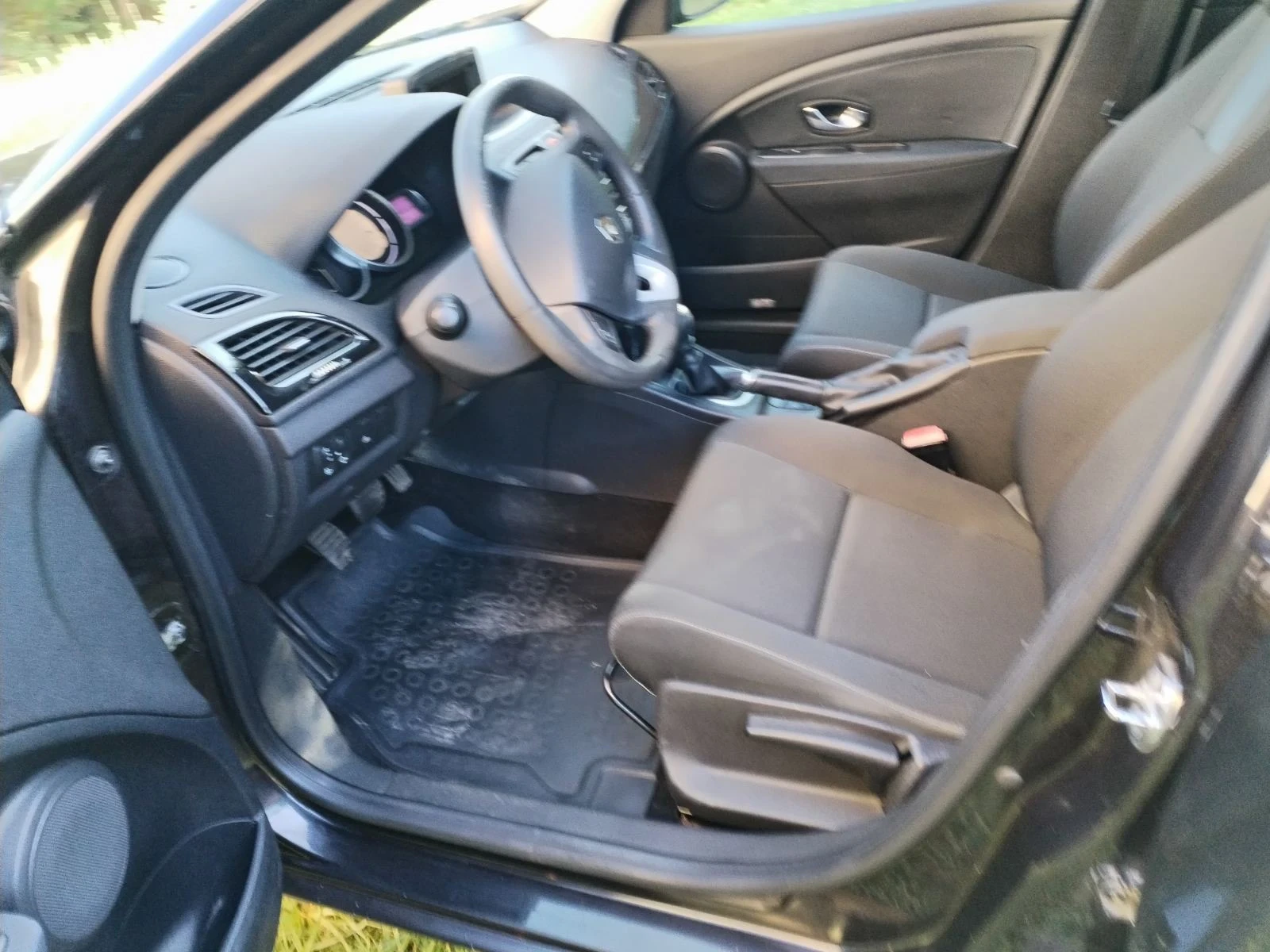 Renault Megane 1.6 бензин - изображение 6
