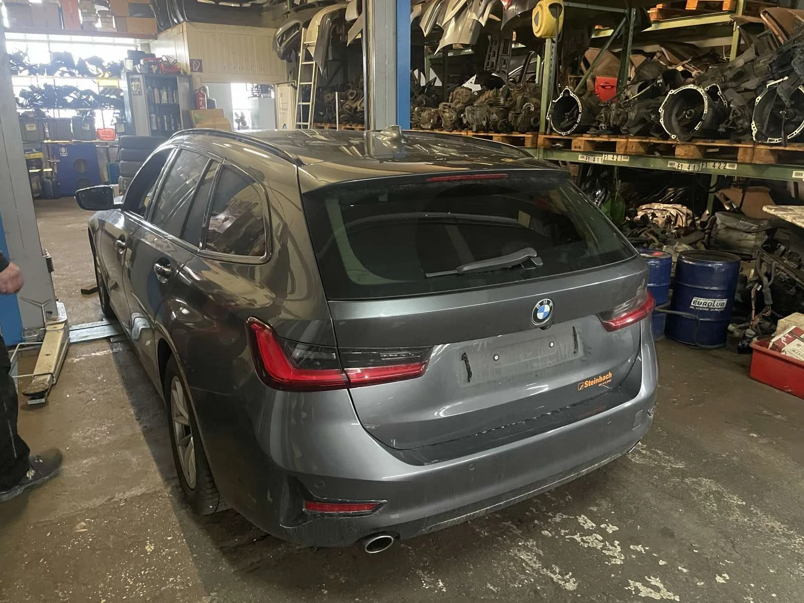 BMW 318 G21 - изображение 4