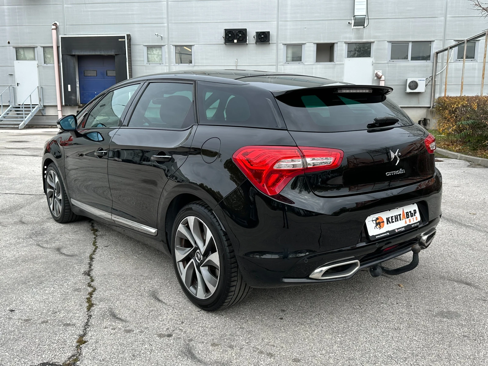 Citroen DS5 2.0d 181 к.с. - изображение 3