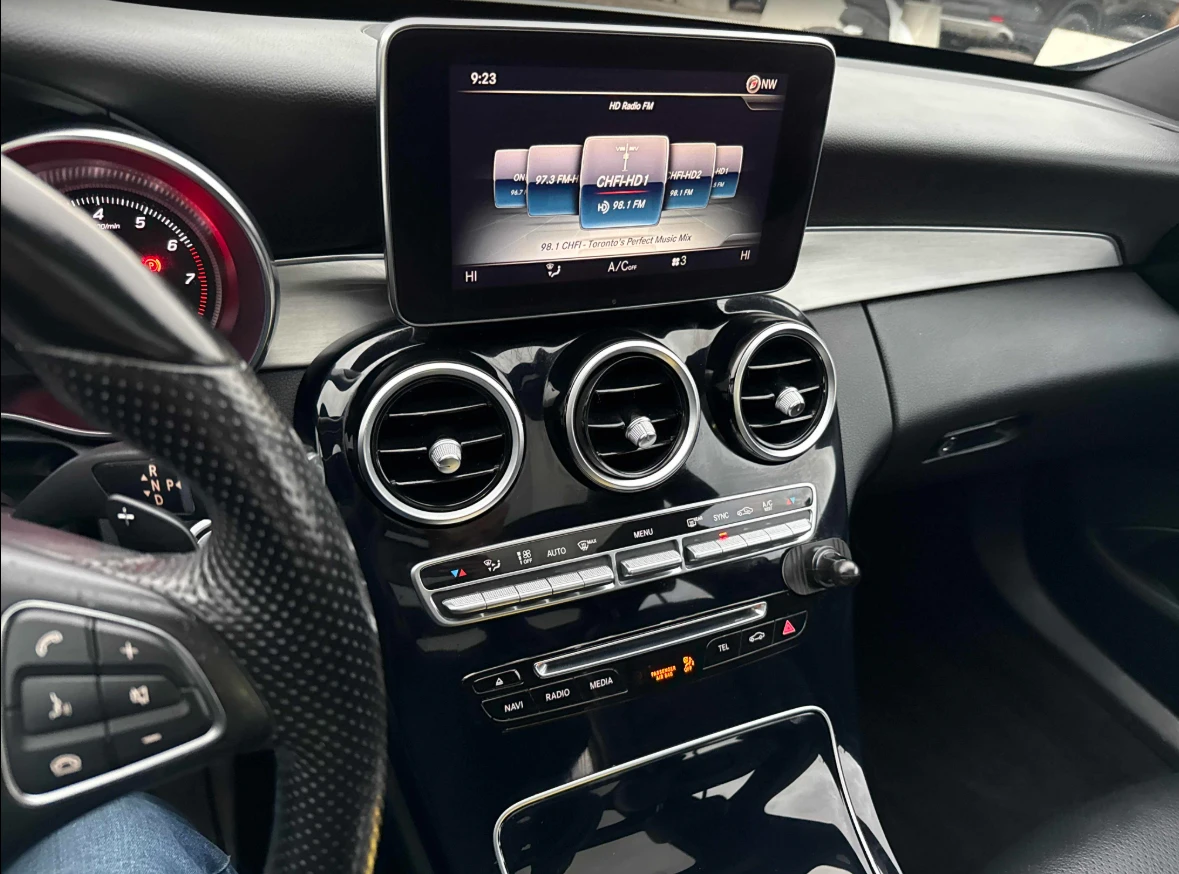 Mercedes-Benz C 300  - изображение 8