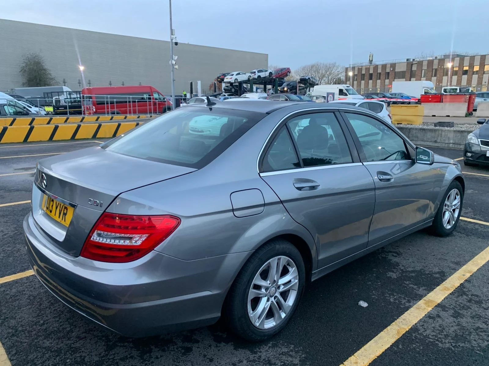 Mercedes-Benz C 220  - изображение 7