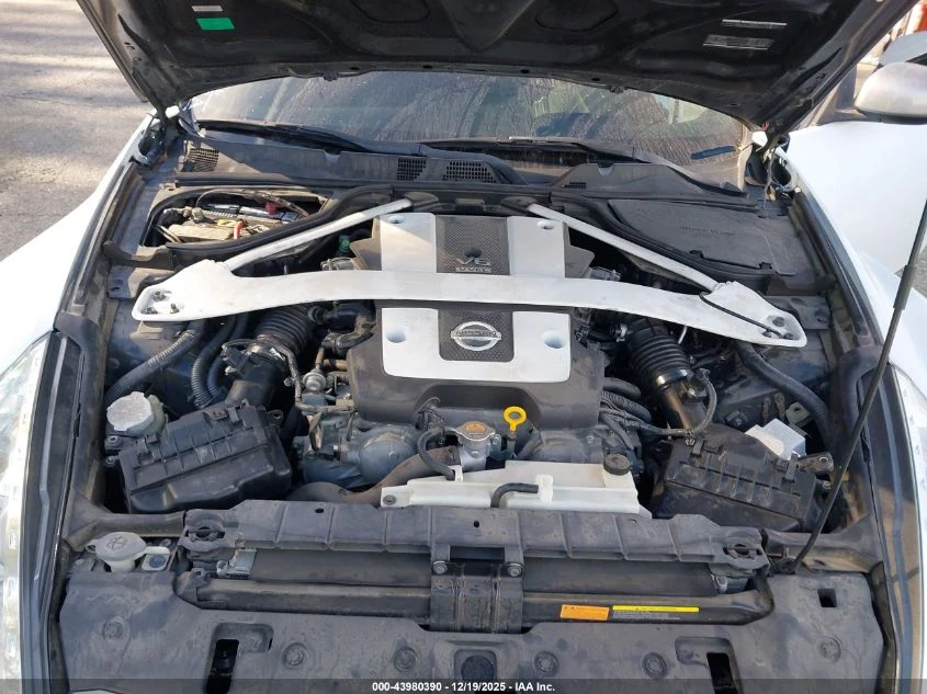 Nissan 370Z 3.7L V-6 DOHC, VVT, 332HP Rear Wheel Drive | Mobile.bg � ����������� 15