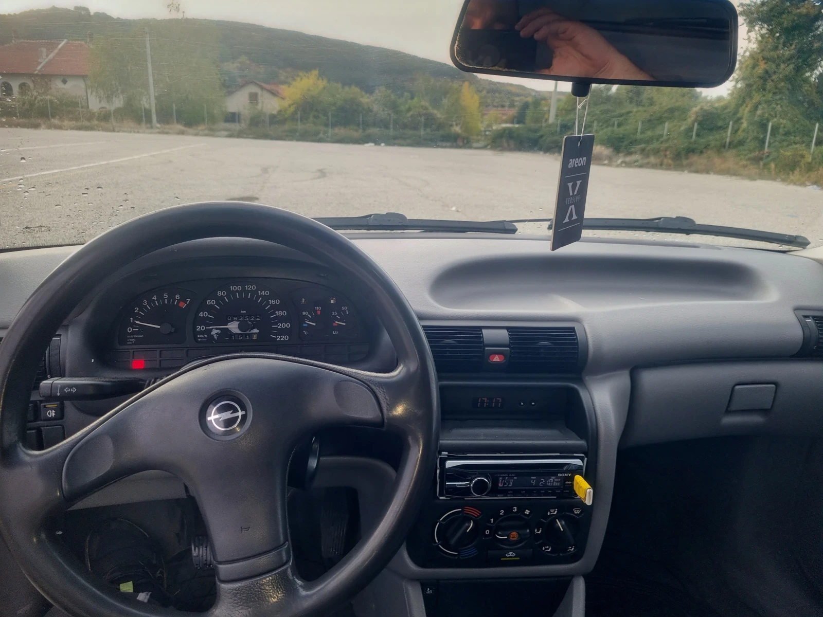 Opel Astra F 1.4 SE, снимка 10 - Автомобили и джипове - 53616210